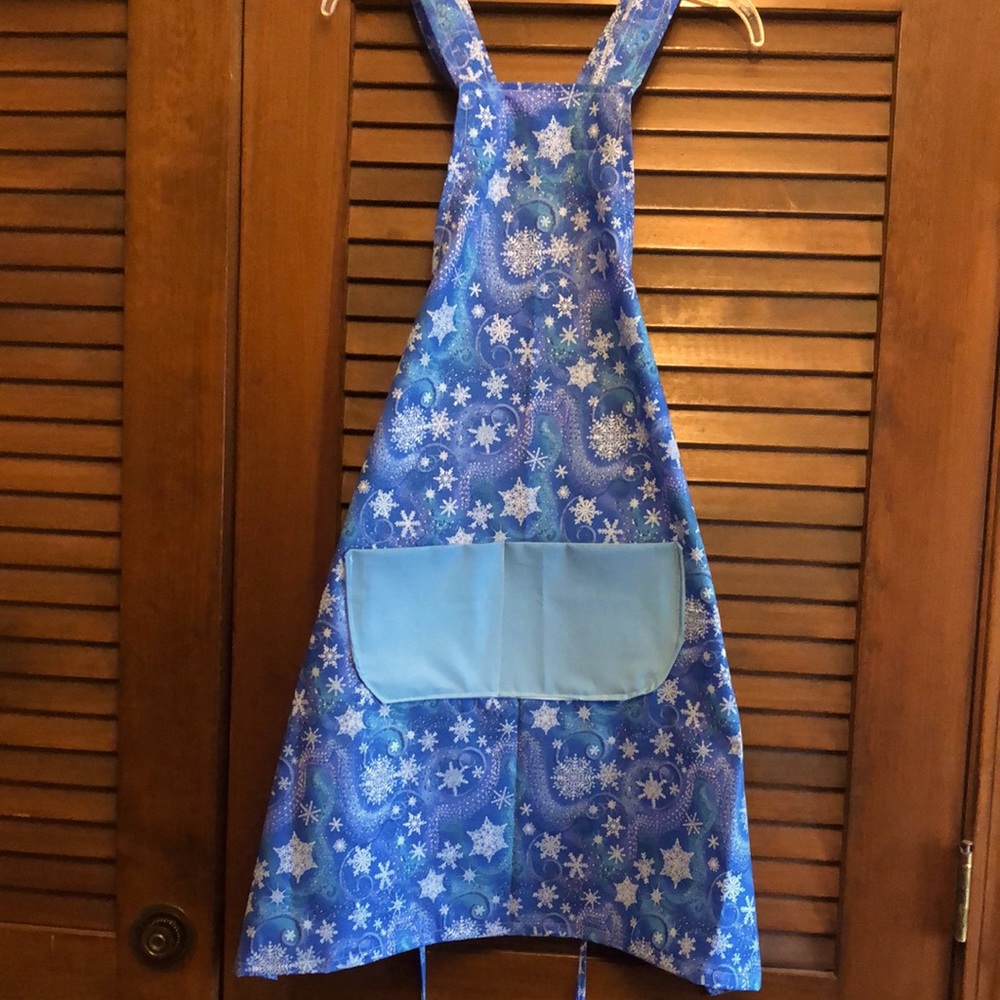 Winter Theme Apron